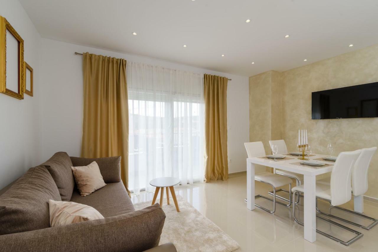 Villa Apartments Aa 1 Τρογκίρ Εξωτερικό φωτογραφία